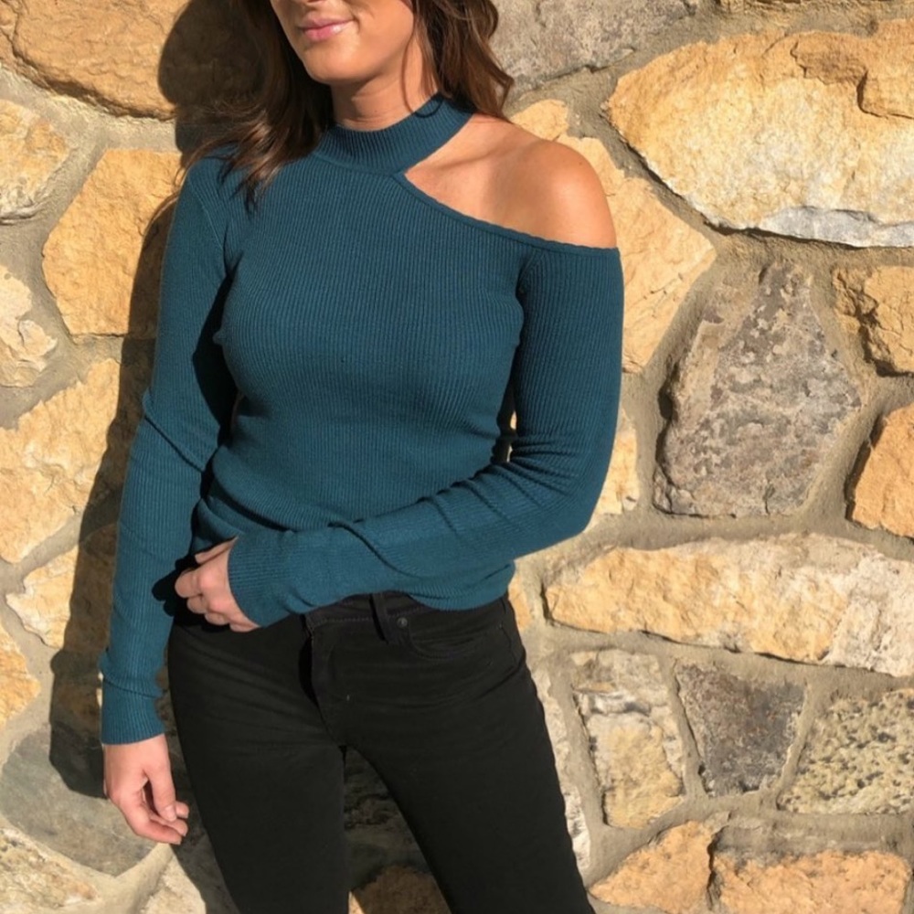 Fitted Jewel Tone Chocker Neck